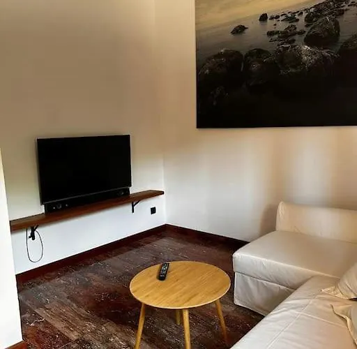 Con Piscina Apartman