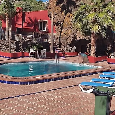 Con Piscina Daire *